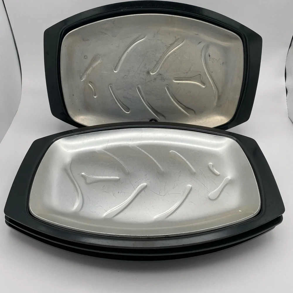 Nordic Ware Sizzling Steak & Fajita Servers Set of 4 Heat-Resistant Trays VTG